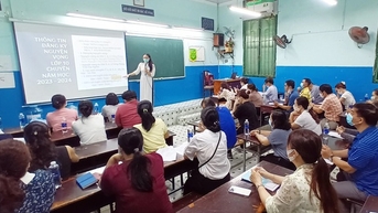 តើ​ពិន្ទុ​ប្រឡង​ឆមាស​គួរ​ត្រូវ​ប្រើ​ជា​មូលដ្ឋាន​សម្រាប់​សម្ពាធ​ចូល​រៀន​ថ្នាក់​ទី ១០ ដែរ​ឬ​ទេ?