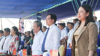 Khai mạc giải đua thuyền máy F1 thế giới tổ chức tại Bình Định