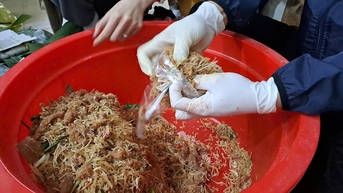 유명한 탄호아 특산품, 많은 고객이 먹고 나서 겁을 먹지만 중독됩니다.
