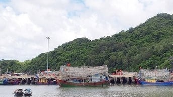 Khẩn trương tìm kiếm 3 người mất tích trên vùng biển Cát Bà