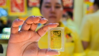 Đề nghị lập sàn, hút 400 tấn vàng trong két nhà dân