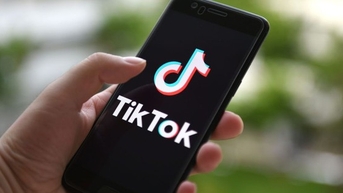 Tỷ phú Frank McCourt chính thức ngỏ lời mua TikTok