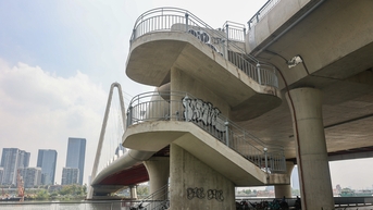 Cầu Ba Son sẽ được phủ sơn chuyên dụng chống vẽ bậy