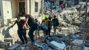 Israel giết hại nhân viên y tế, nhà báo ở Gaza và Lebanon, Qatar thất vọng và rút khỏi đàm phán