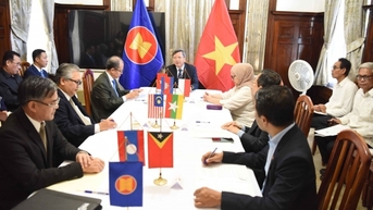 Việt Nam bàn giao chức Chủ tịch Ủy ban ASEAN tại Cuba cho Campuchia