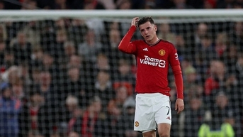 Mount bị chê 'tàng hình' trong bàn thua của Man Utd