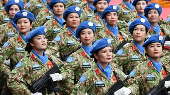 Nâng hạn tuổi của sĩ quan Quân đội cần tính đến trường hợp nhân tài đặc biệt