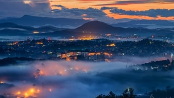 Việt Nam đẹp huyền ảo trong Bộ ảnh 'Việt Nam in clouds'