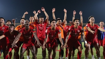 CLB Công an Hà Nội vô địch ngay mùa đầu tiên chơi V-League