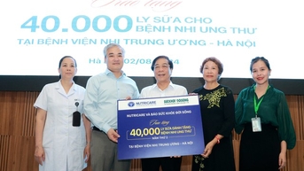 Báo Sức khỏe & Đời sống tổ chức chương trình tiếp sức cho bệnh nhi ung thư chiến thắng bệnh tật