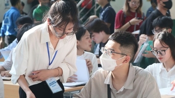 Những giấy báo trúng tuyển đại học độc