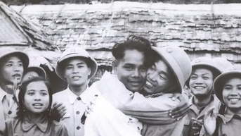 នៅប្រទេសលាវ គ្មានជ័យជំនះទេបើគ្មានការលះបង់របស់កងទ័ពស្ម័គ្រចិត្តវៀតណាម។