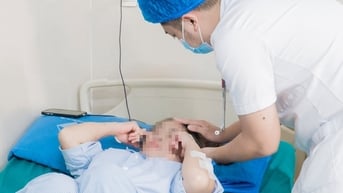 Người phụ nữ 39 tuổi bị đột quỵ sau 5 ngày đau đầu