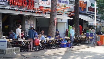 Quan điểm trái chiều về chủ trương cho thuê vỉa hè ở Sài Gòn