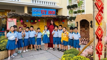 សិស្ស​នៅ​ថ្ងៃ​ឈប់​សម្រាក​សុំ​គ្រូ​កុំ​ឲ្យ​ធ្វើ​កិច្ចការ​ផ្ទះ