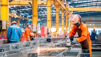 Kinh tế phục hồi tích cực vượt kịch bản tăng trưởng nhưng không thể chủ quan