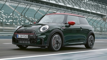 ធនាគារតាមដានអតិថិជនដែលលក់ Mini John Cooper Works ដើម្បីសងបំណុល