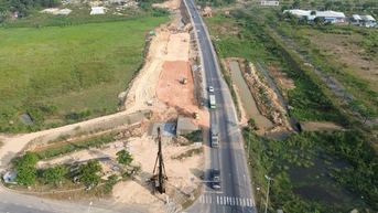 Di dời hạ tầng điện để thi công cao tốc Hòa Liên