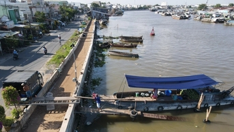 Thương hồ bỏ chợ nổi, cửu vạn thất nghiệp nháo nhác mưu sinh
