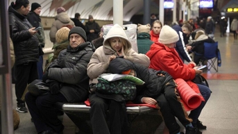 Kyiv bị oanh tạc ngày cuối năm