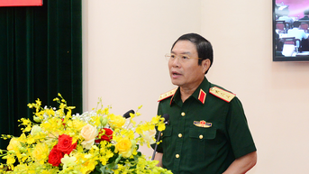 ឧត្តមសេនីយឯក Nguyen Tan Cuong៖ ត្រូវពន្លឿនការកសាងគម្រោងច្បាប់ការពារដែនអាកាសរបស់ប្រជាជន