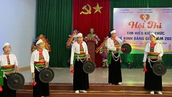 Sân khấu hóa hội thi vì bình đẳng giới, phòng chống bạo lực trên cơ sở giới