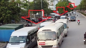 Cận cảnh tuyến phố dài 900 mét có 11 văn phòng xe khách vừa bị đề xuất rút giấy phép