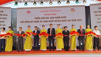 Khai mạc Triển lãm các sản phẩm OCOP, thủ công mỹ nghệ và làng nghề huyện Quốc Oai năm 2024