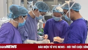 Cụ ông bị chó cắn đứt rời môi
