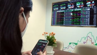 Chứng khoán tăng, vàng giảm sau bầu cử tổng thống Mỹ