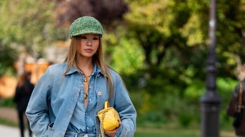 Chiếc quần jeans ống đứng thần thánh giúp người mặc  cao và thon gọn hơn