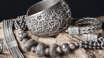 Giá bạc nhảy vọt 10,26%, cao nhất trong gần hai tháng qua