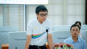 Quán quân Đường lên đỉnh Olympia 2024 muốn trở thành lập trình viên máy tính