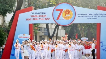 Gần 3.000 người tham gia chương trình 'Hành khúc học sinh Thủ đô'