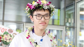 រូបវិទ្យា Olympiad ម្ចាស់មេដាយមាសជាង The Cong៖ អាថ៌កំបាំងមិនបោះបង់