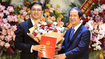 បណ្ឌិតសភាគ្រប់គ្រងការអប់រំមាននាយកថ្មី។