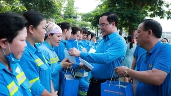 Nuôi dưỡng nguồn lực để chăm lo người lao động