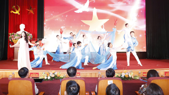 Long Biên biểu dương 103  gương “Người tốt, việc tốt” cấp thành phố và cấp quận