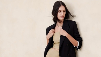 Áo blazer là trang phục thiết thực nhất mùa này