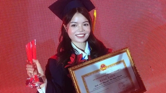 Suất học bổng đáng nhớ của nữ thủ khoa ngành ngôn ngữ khó bậc nhất thế giới