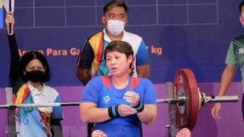 베트남 선수, 상대보다 126kg 앞서 ASEAN 패럴림픽 역도 신기록 경신