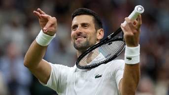 Djokovic khó khăn trong hành trình giành Grand Slam thứ 25