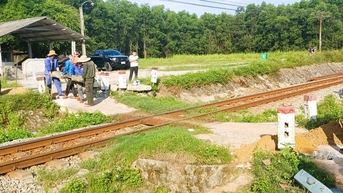 Bộ GTVT đề nghị Thừa Thiên Huế xóa lối đi tự mở qua đường sắt