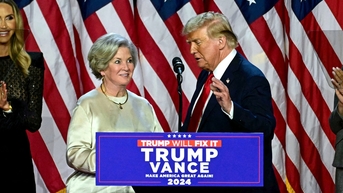 Chánh văn phòng Nhà Trắng vừa được ông Trump bổ nhiệm là ai?