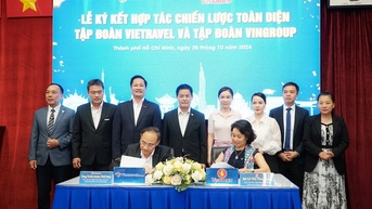 Vingroup និង Vietravel សហការគ្នាលើកកម្ពស់ទេសចរណ៍បៃតង