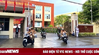 យោងតាម​បទប្បញ្ញត្តិ​ថ្មី តើ​ថ្នាក់​អាជ្ញាប័ណ្ណ​អ្វី​ដែល​តម្រូវ​ឱ្យ​បើកបរ​រថយន្ត​ស៊ីឡាំង 175cm3?