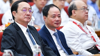 'Thúc đẩy vi mạch bán dẫn qua các chương trình nghiên cứu'