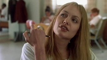 Angelina Jolie: Tài năng tỏa sáng, tình duyên lận đận | Phụ nữ