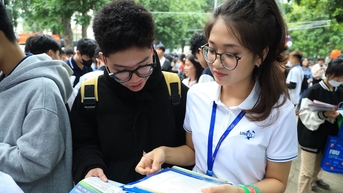 Không thu tiền giữ chỗ xét tuyển đại học sớm