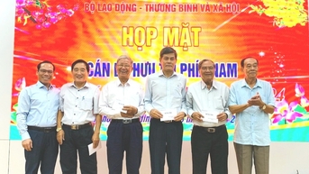 Bộ LĐ-TB&XH gặp mặt cán bộ hưu trí phía Nam
